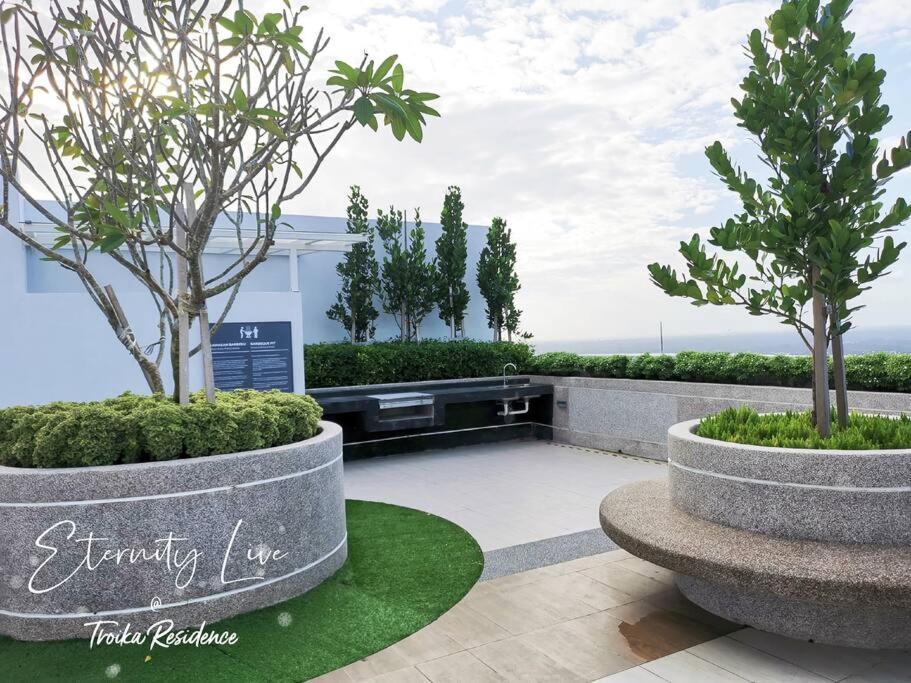Eternity Live3@troika Kota Bharu-2br8pax Apartment