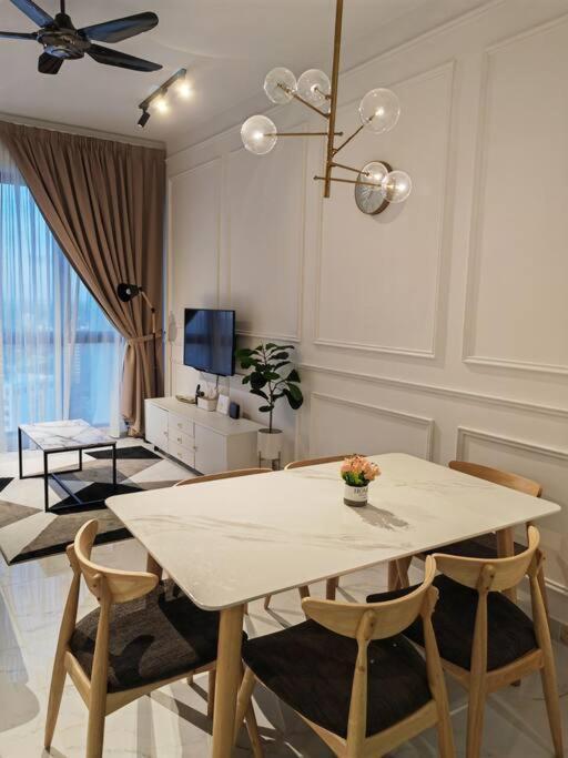 Eternity Live3@troika Kota Bharu-2br8pax * Kota Bharu